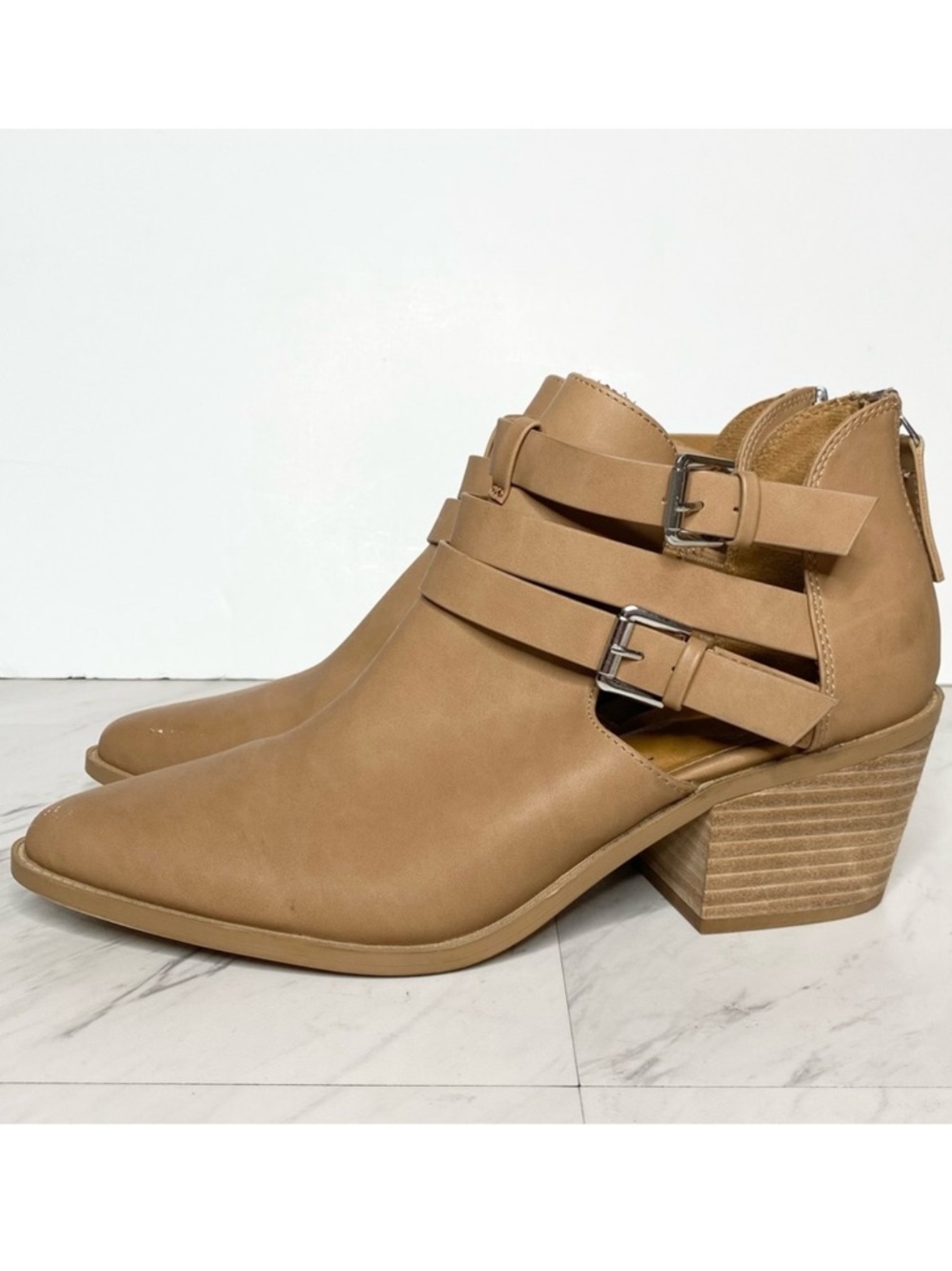 DV Dolce Vita Ombree Light Brown Buckle Bootie 9 1/2